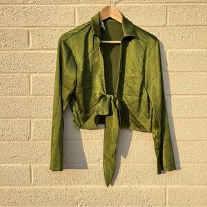 Green long sleeved tie top